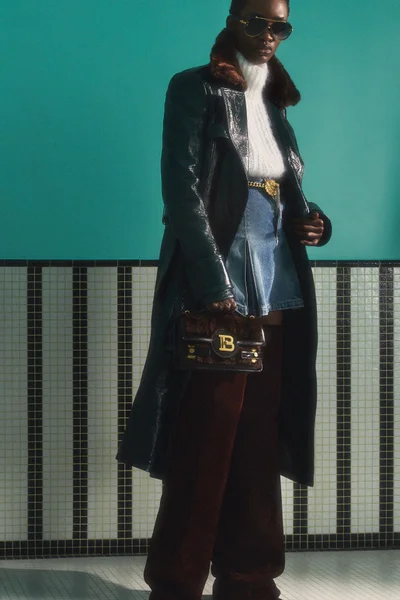 Look 32